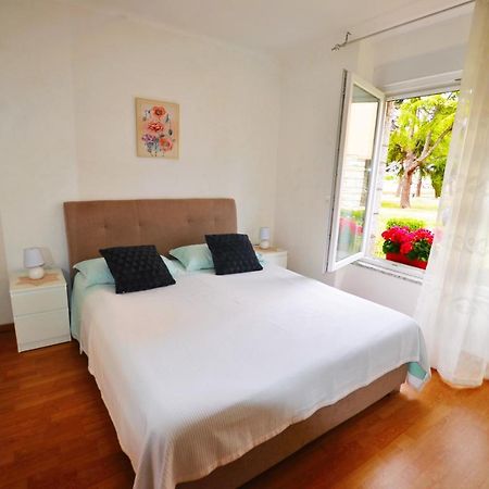 Apartment Leo Umag Exterior foto