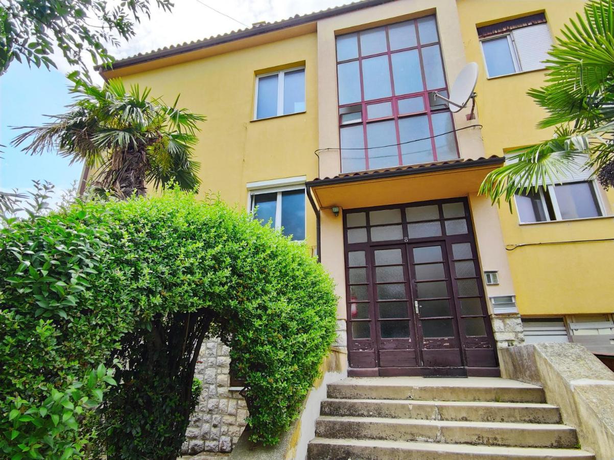 Apartment Leo Umag Exterior foto
