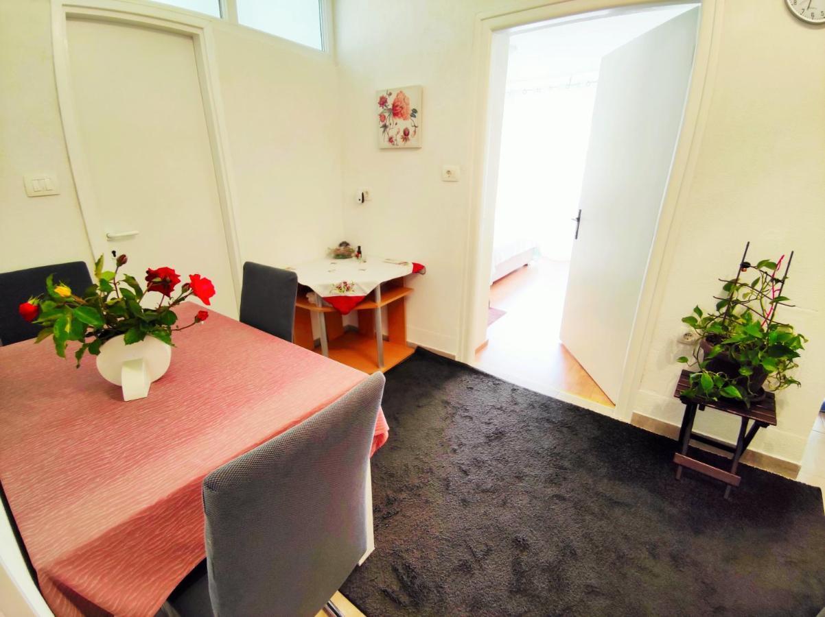 Apartment Leo Umag Exterior foto